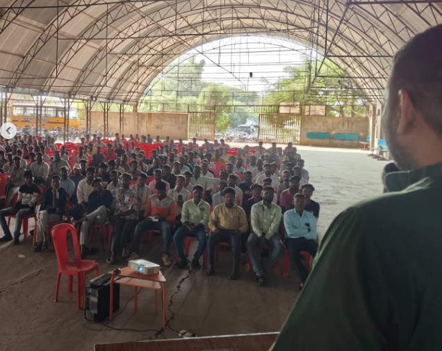Fieldwork and training connected to research on parties and political representation.